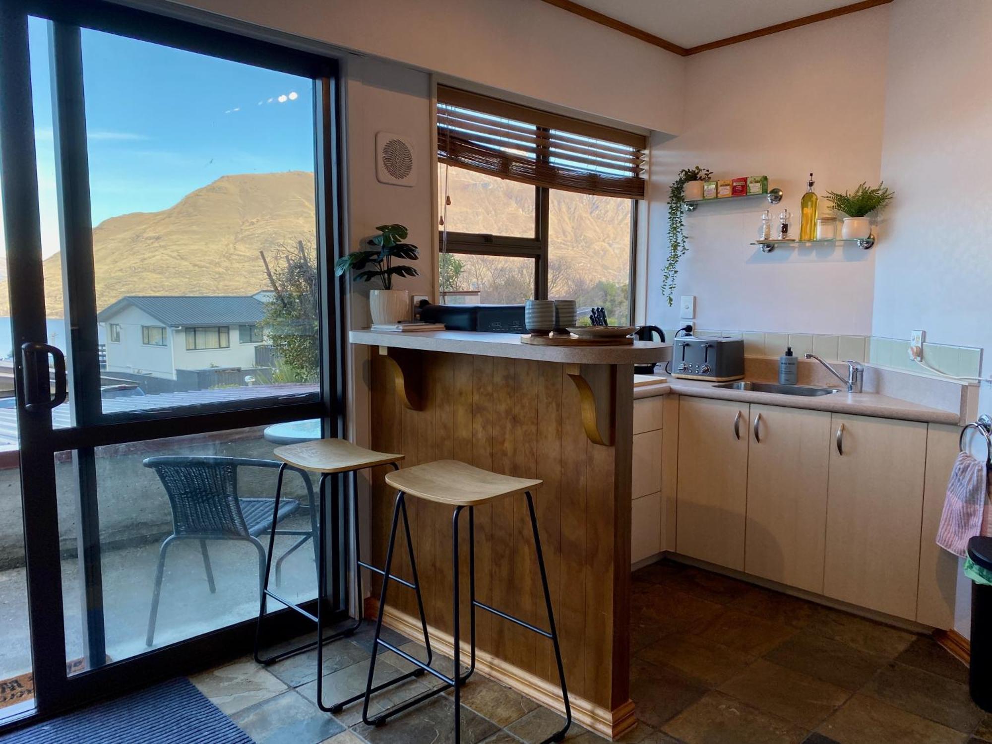 Comfortable Mountain View Studio Distretto di Distretto di Queenstown Esterno foto